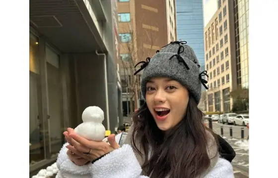Qual é a obsessão da Megan fora das câmaras? Dica: tem haver com a escola