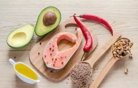 Qual é a principal função da Vitamina E ?