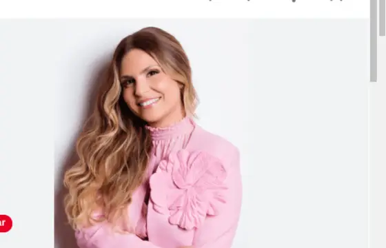 Qual é o nome completo da cantora?