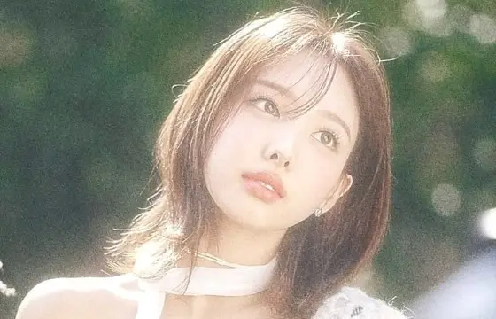 5. Nayeon