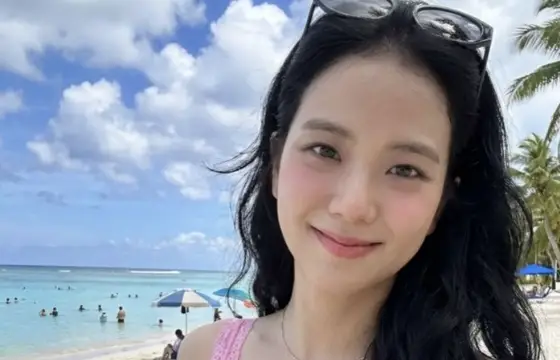 Qual é a data de nascimento da jisoo?