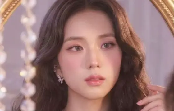 Qual é a cor favorita da jisoo?