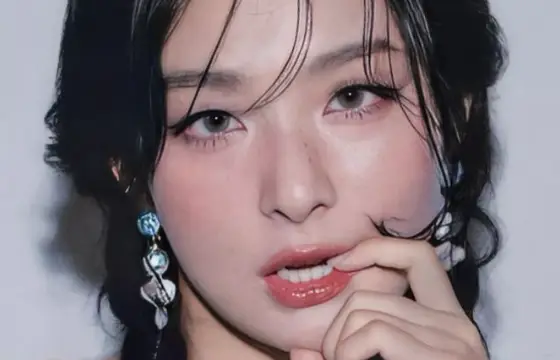 Quem e a Idol na foto?