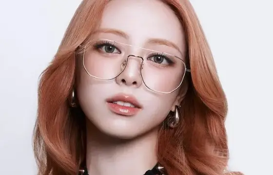 Quem e a Idol na foto?