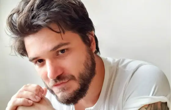 Quantos anos tem jazzgosth