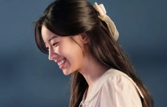 Quantos anos a dahyun do twice tem?