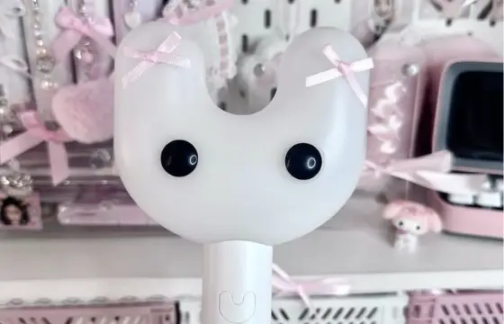 De que lightstick é este grupo ???