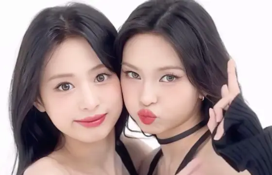 Quem é a pessoa do lado direito?