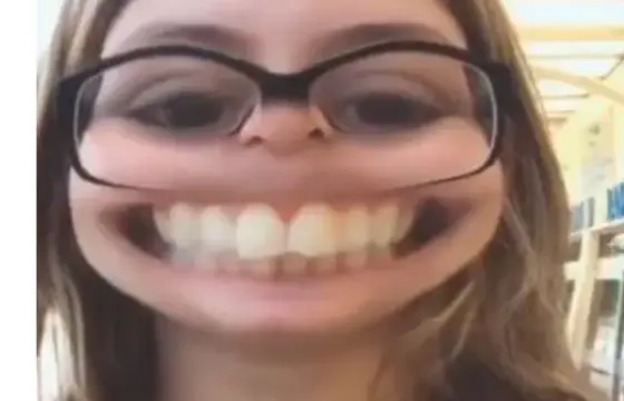 O filho (a)da cantora e um ou uma ?