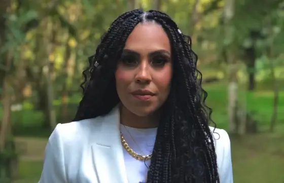 Quem é esta cantora?