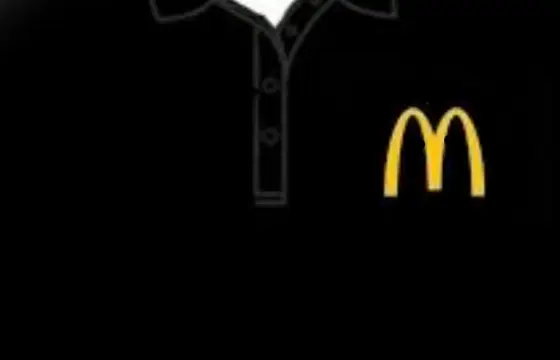 Chapéu de aniversário ou balões de aniversário?