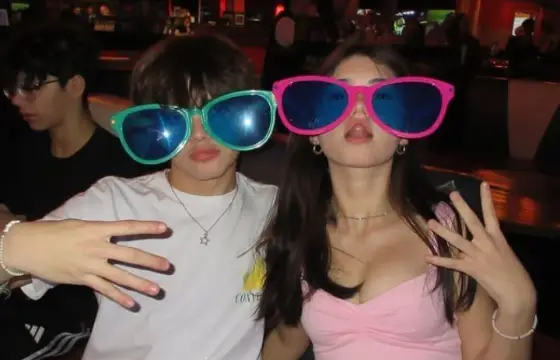 CASAL DIVERTIDO