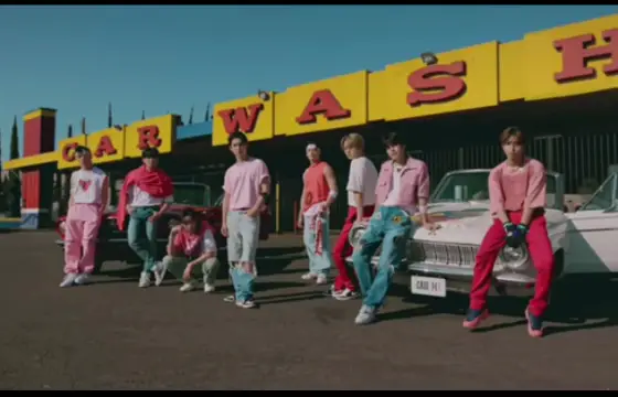 De qual música é essa cena?