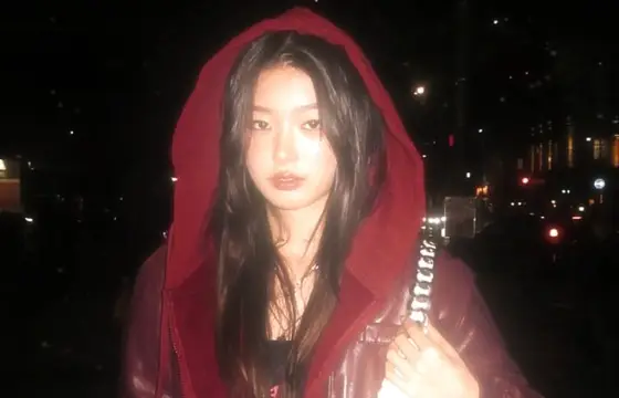 Quem é essa idol da foto?❤