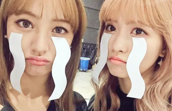 Qual a música mais famosa do Twice com quase 1 bilhão de visualizações ??
