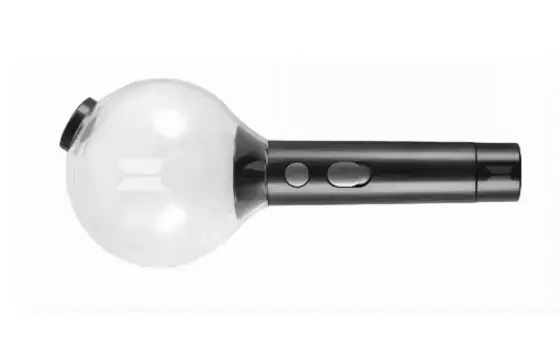 Este lightstick é de qual grupo?